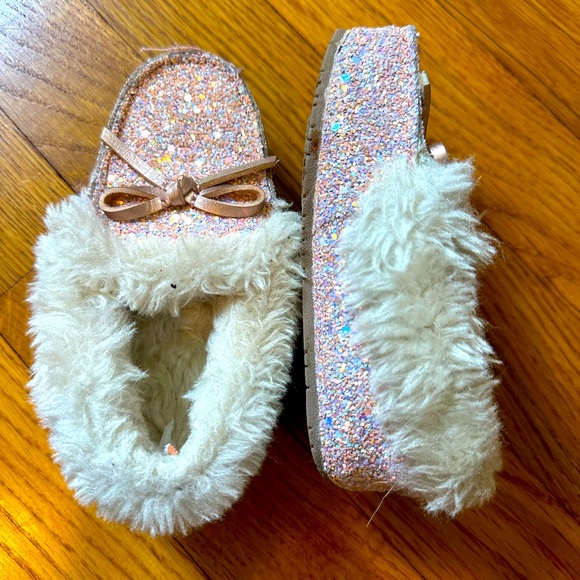 Glitter moccasins! - Picture 3 of 7